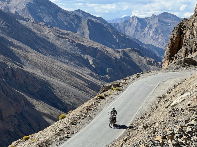 21 Polscy motocyklisci na trasie przez Himalaje